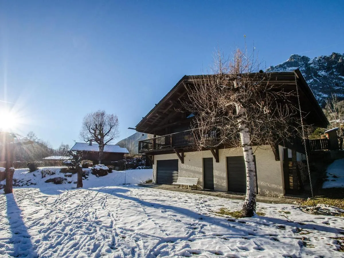 Chalet Authentique Pres De Chamonix Avec Jardin Et Parking - Fr-1-343-182