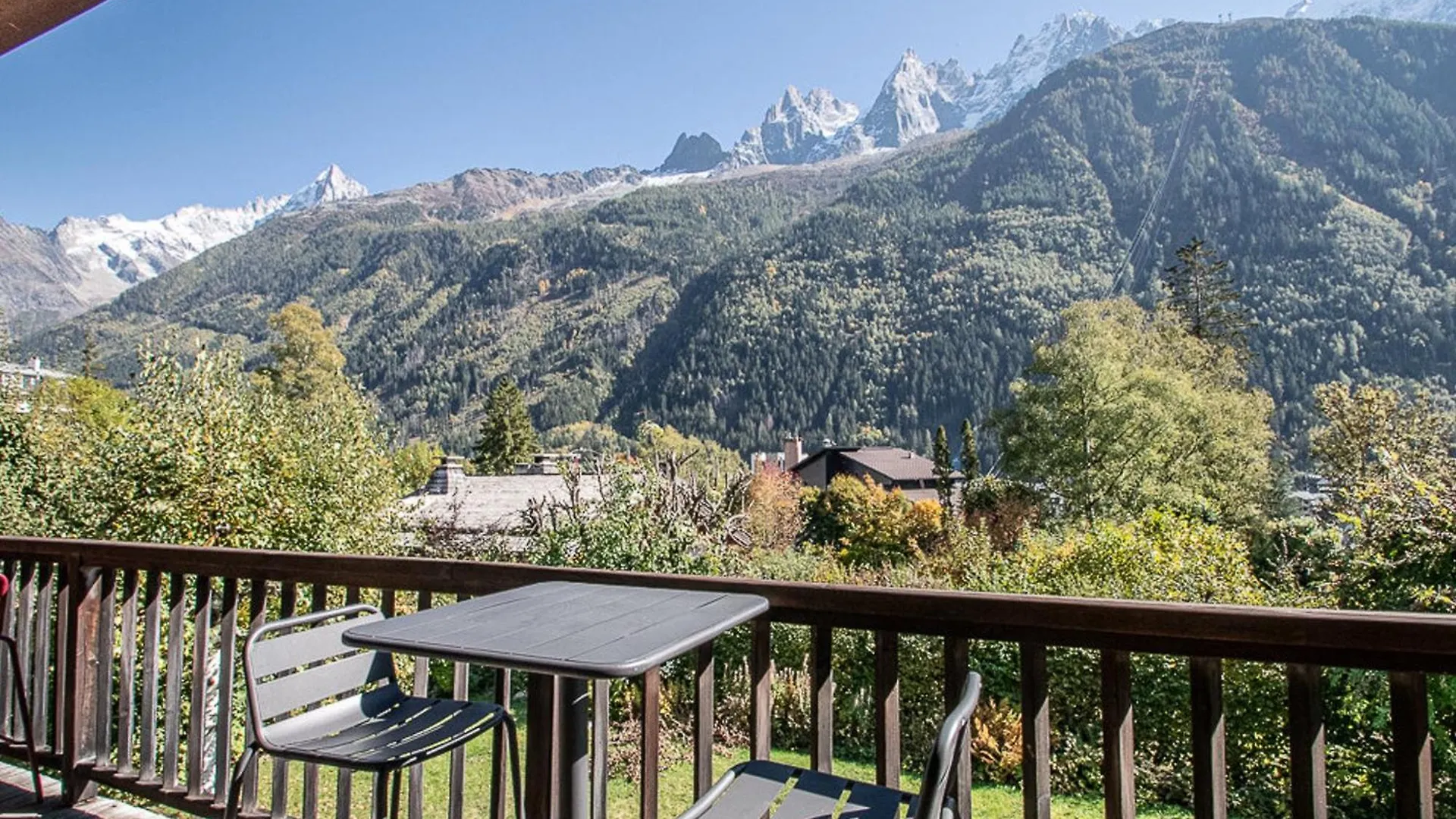 Chalet Authentique Pres De Chamonix Avec Jardin Et Parking - Fr-1-343-182
