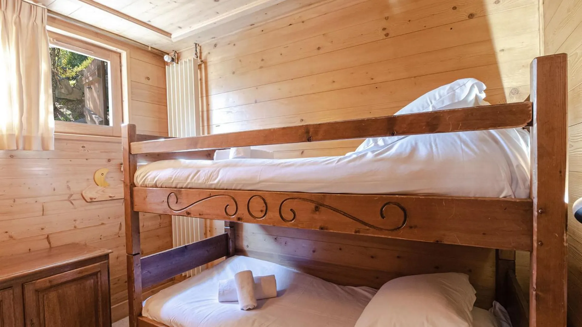Chalet Authentique Pres De Chamonix Avec Jardin Et Parking - Fr-1-343-182 0*,