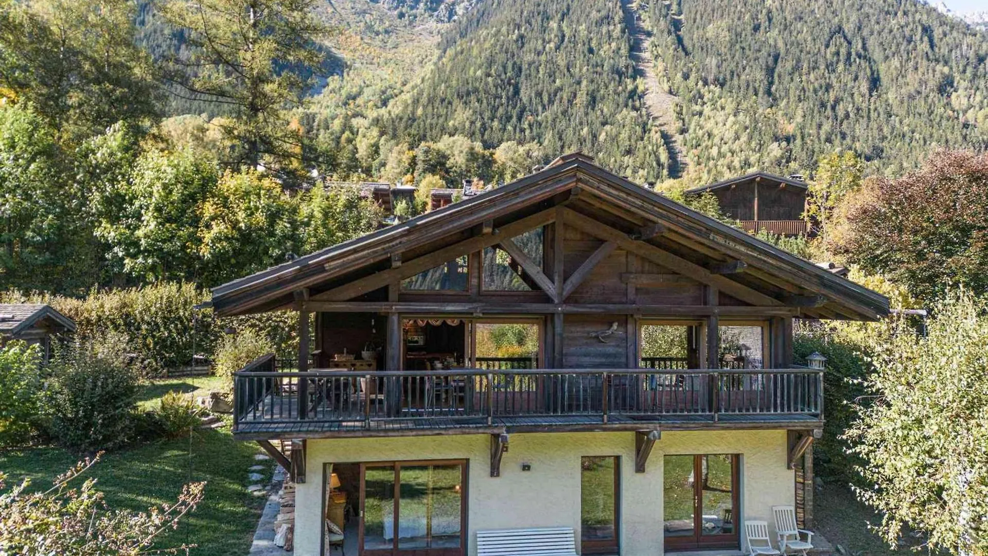 Chalet Authentique Pres De Chamonix Avec Jardin Et Parking - Fr-1-343-182 France